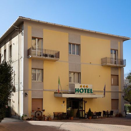 Parking Hotel Giardino Livorno Exteriér fotografie